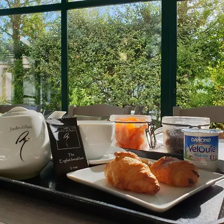 Hotel Brit Du Moulin De La Pioline - La Table à Fromages 3*